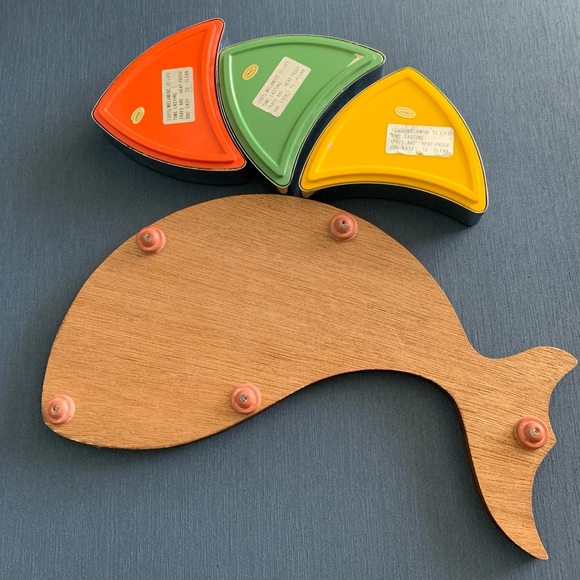 Vintage 1970s Gailstyn Sutton Wood Melamine Rainbow Fish Relish Server - Picture 4 of 6